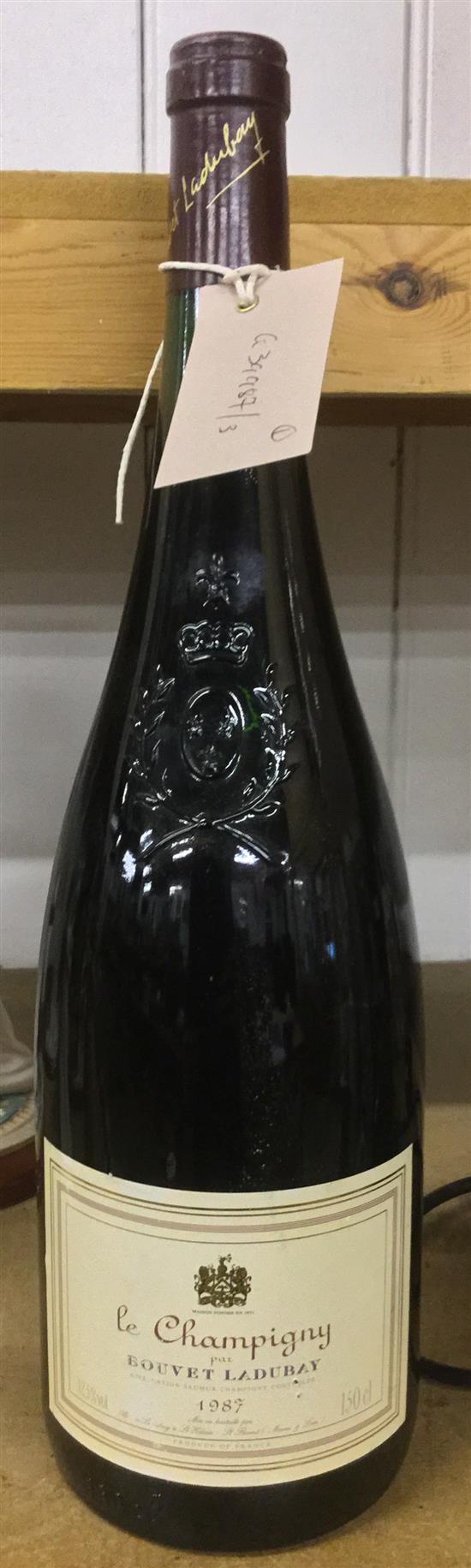 Magnum 1987 Loire wine
